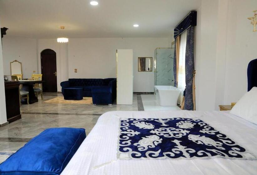 اتاق لوکس, Villa Scheherazade