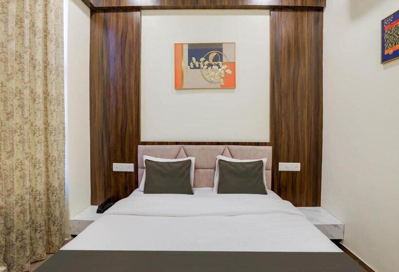 غرفة قياسية, Collection O Hotel Rooms