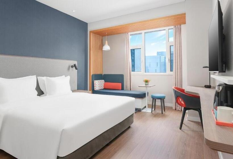 Номер Стандарт, Holiday Inn Express Weifang City Center, An Ihg