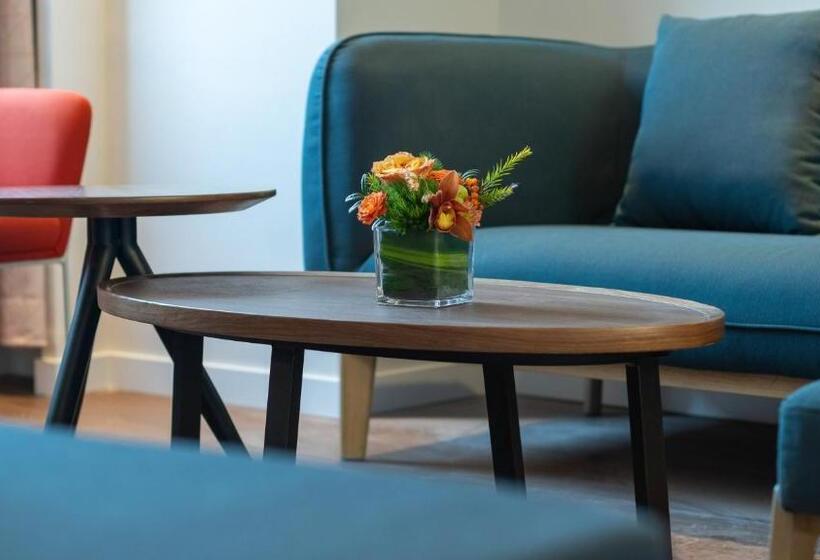 Люкс Кровать Кинг, Holiday Inn Express Weifang City Center, An Ihg