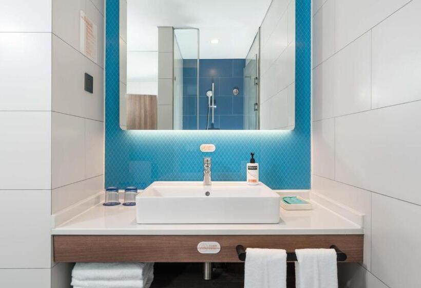 Номер Стандарт, Holiday Inn Express Weifang City Center, An Ihg