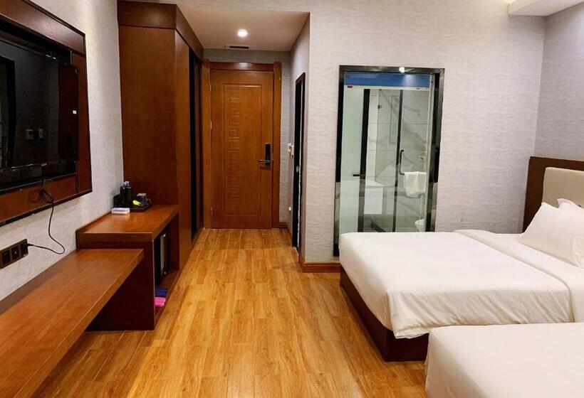 高级大房间, Hx International