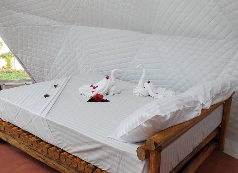 חדר סטנדרט נוף לים, Paradise City