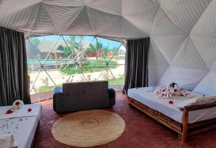 Triple Room Sea View, Paradise City