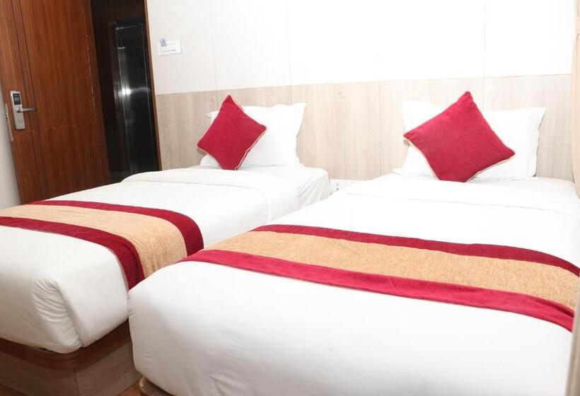 اتاق استاندارد سه نفره, Prime Suite