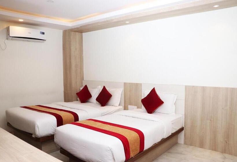 اتاق استاندارد سه نفره, Prime Suite