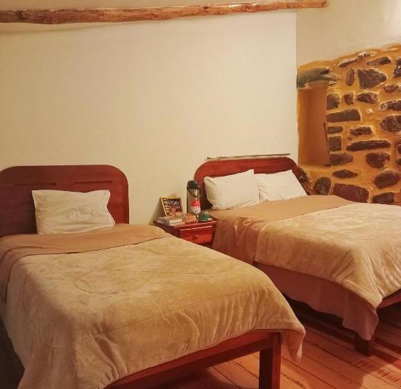 اتاق استاندارد با چشمانداز کوهستان, Punto Sagrado