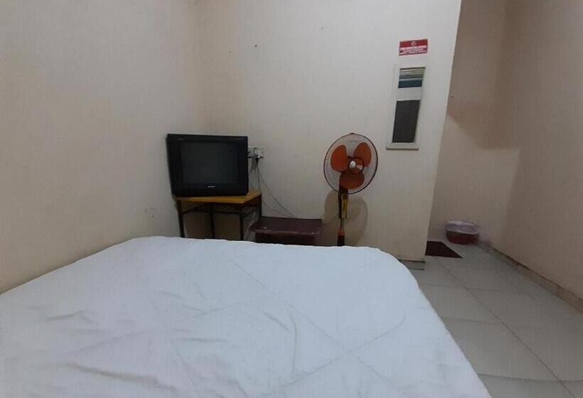 经济房, Spot On 93428 Pinus Jaya Syariah