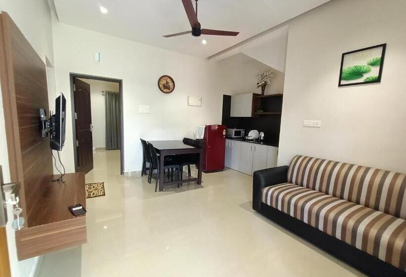غرفة عائلية, Stayberries Hornbill Villa Athirappilly