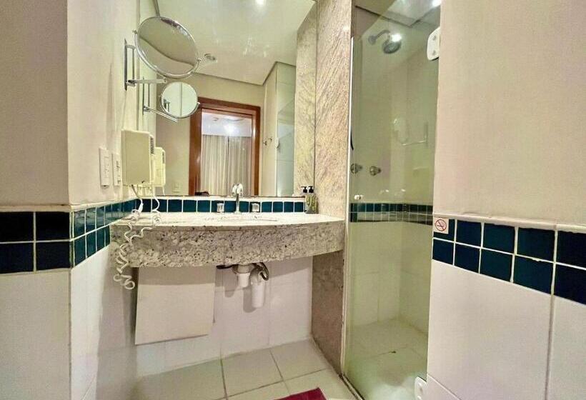 اتاق ساده سه‌ نفره, Lflats No Hotel Stella Vega