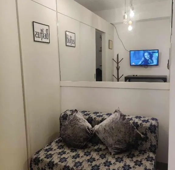 バルコニー付きスタンダードステューディオ, Peaceful And Relaxing Suite At Cool Residences Tagaytay