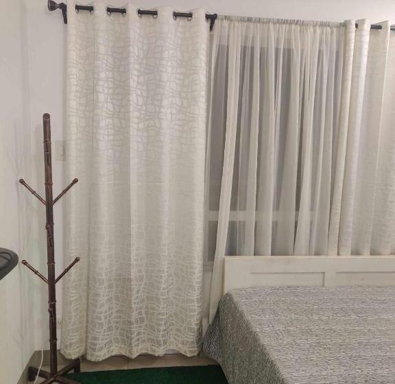 استودیو استاندارد با بالکن, Peaceful And Relaxing Suite At Cool Residences Tagaytay