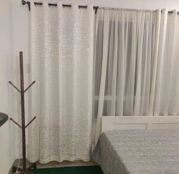 バルコニー付きスタンダードステューディオ, Peaceful And Relaxing Suite At Cool Residences Tagaytay
