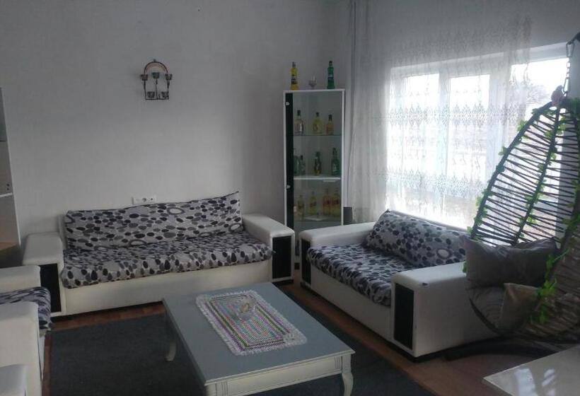 스탠다드 트리플 룸, Enesin Evi