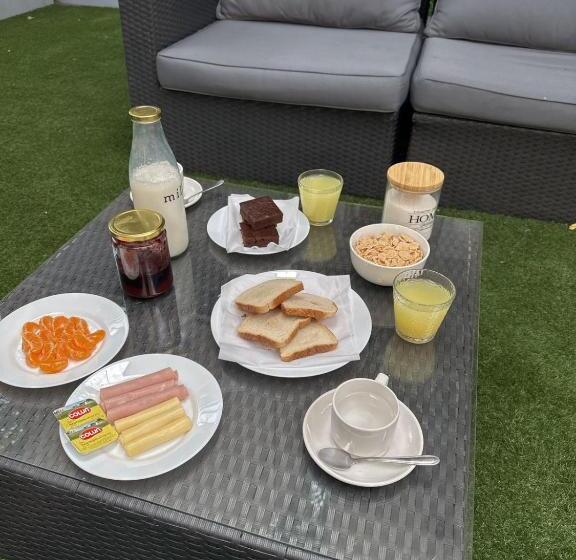 اتاق استاندارد, Enjoy Hostel