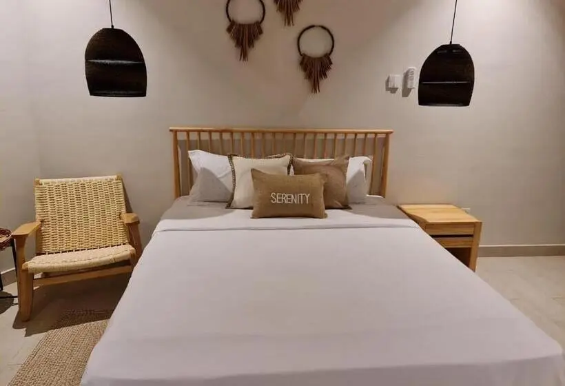 Sviitti Parveke, Serenity Terraces Beach, Hotel   Kokrobite