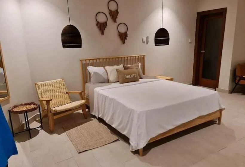 Sviitti Parveke, Serenity Terraces Beach, Hotel   Kokrobite