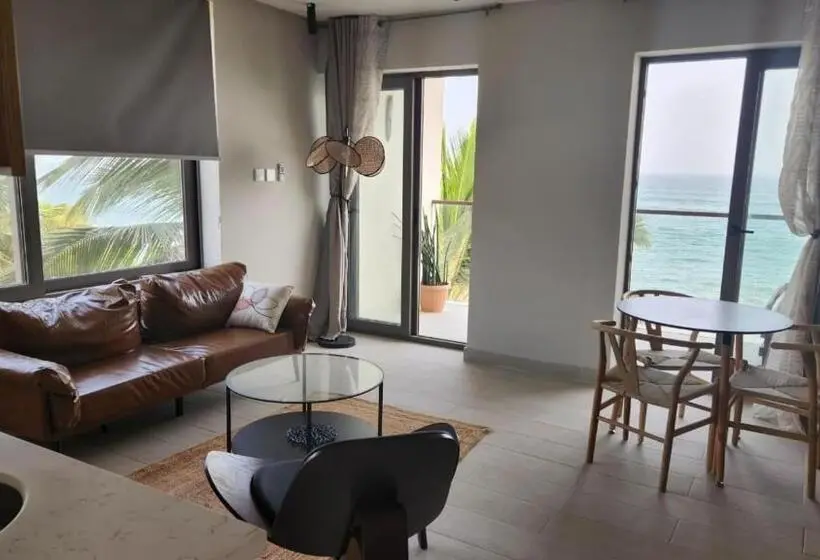 Huoneisto 3 Makuuhuonetta, Serenity Terraces Beach, Hotel   Kokrobite