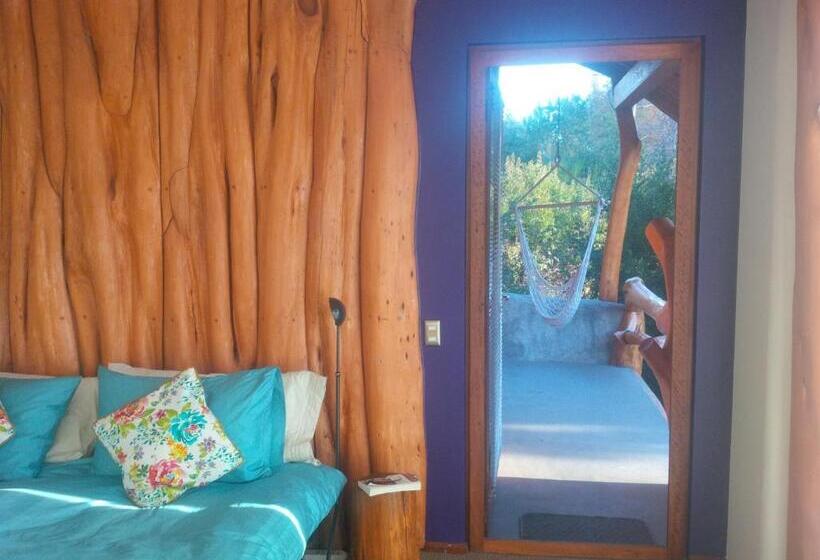 سوییت, Celestial Inn