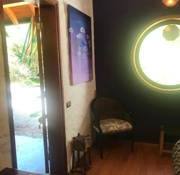 اتاق استاندارد با چشمانداز باغ, Celestial Inn