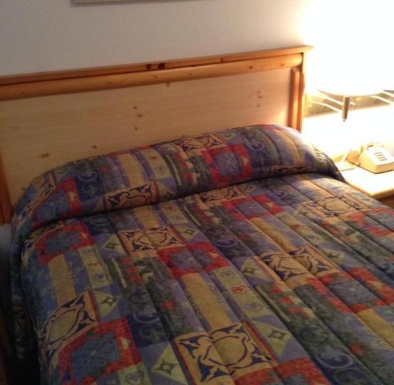 スタンダードルーム, Central Motel