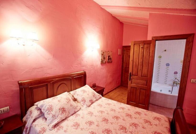 Полулюкс с Гидромассажем, Posada Rural Ochohermanas