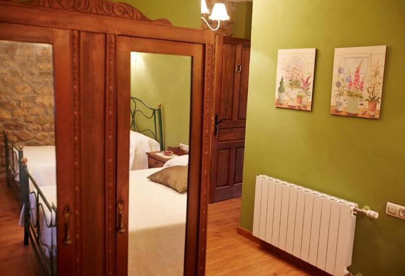 חדר משפחתי, Posada Rural Ochohermanas