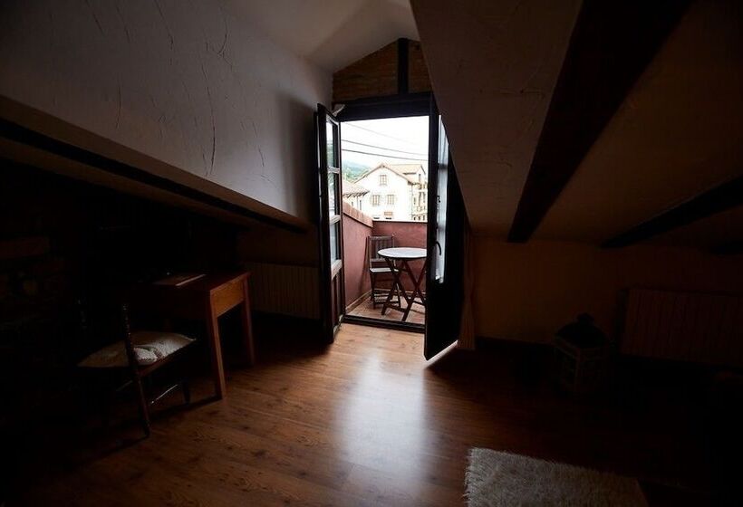 Номер Стандарт, Posada Rural Ochohermanas