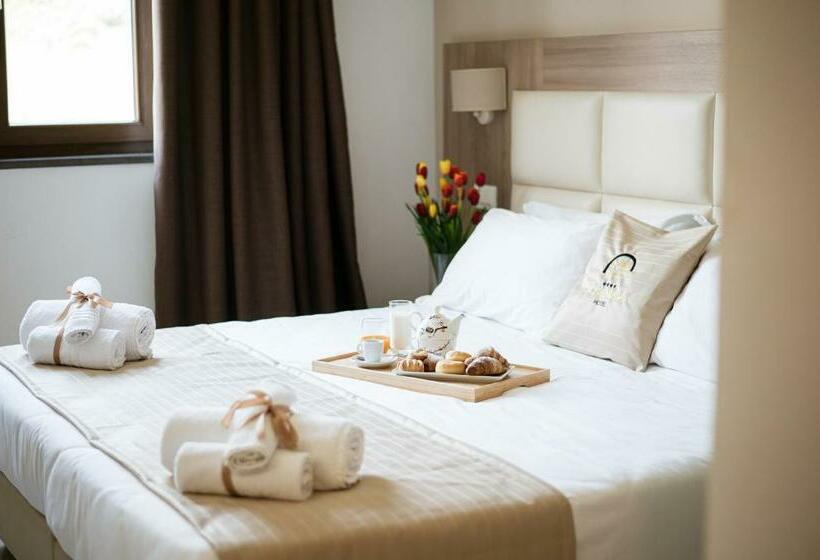 غرفة قياسية, St. Giorgio