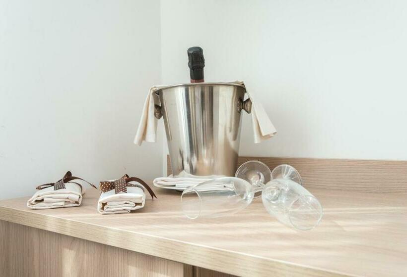 غرفة قياسية, St. Giorgio