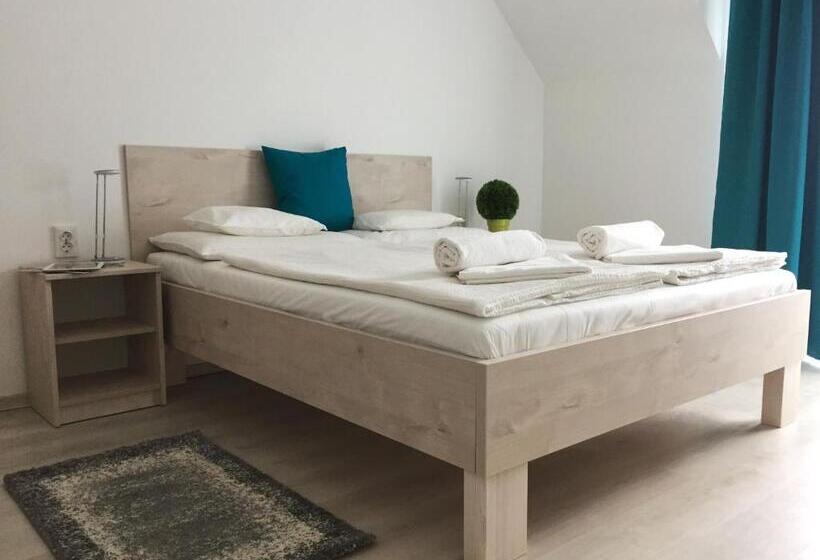 高级大房间, Aqua