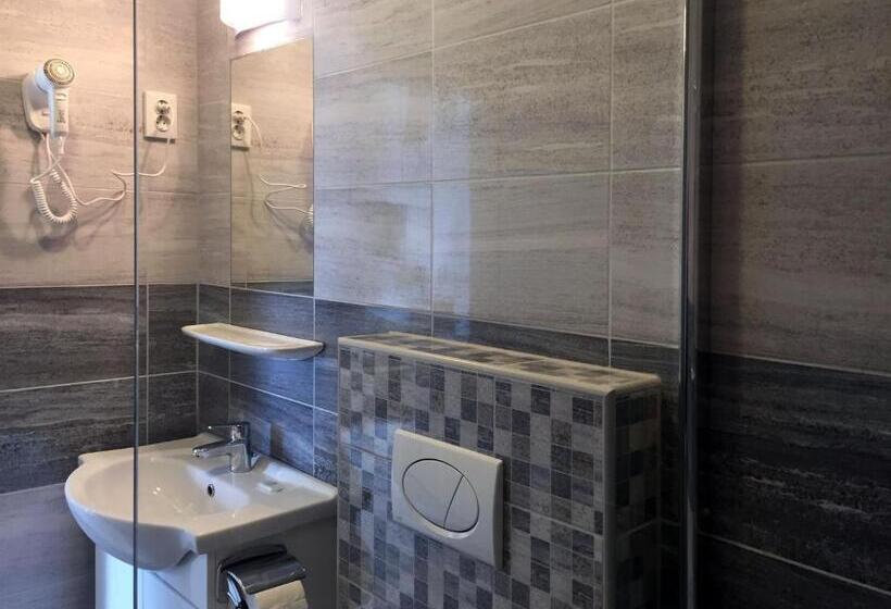 高级大房间, Aqua