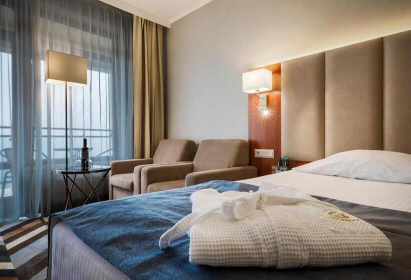 اتاق پرمیوم, Belweder