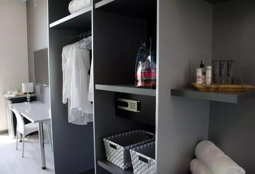 Executive-huone, Chill Pepper Boutique