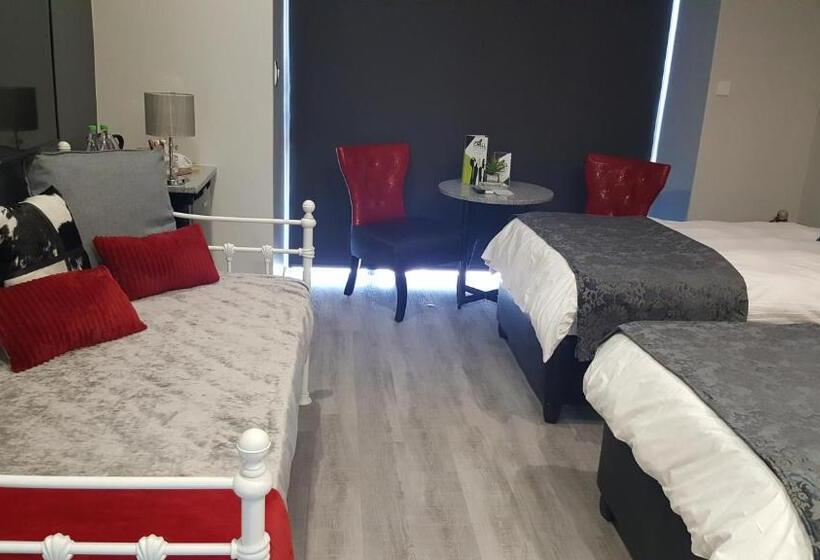 디럭스 트리플 룸, Chill Pepper Boutique