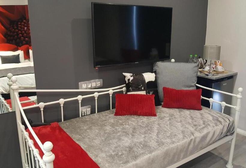 디럭스 트리플 룸, Chill Pepper Boutique