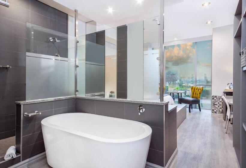 디럭스 트리플 룸, Chill Pepper Boutique