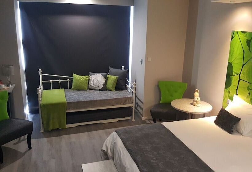 غرفة عائلية, Chill Pepper Boutique