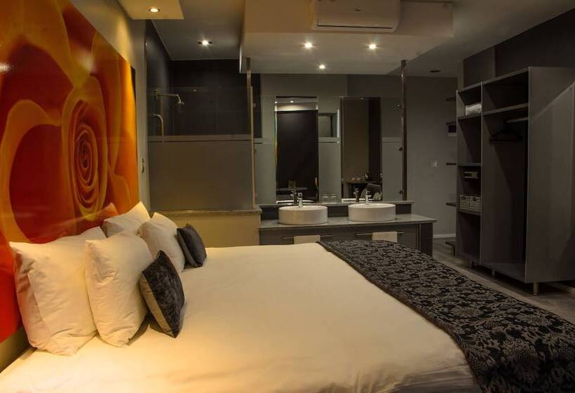 패밀리 룸, Chill Pepper Boutique