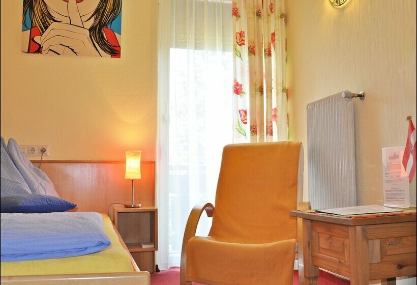 غرفة كومفورت فردية, Enzianbrenner