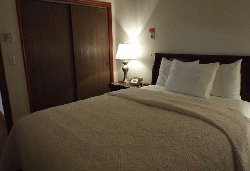 スタンダードスタジオ, Greenwood Village Inn & Suites