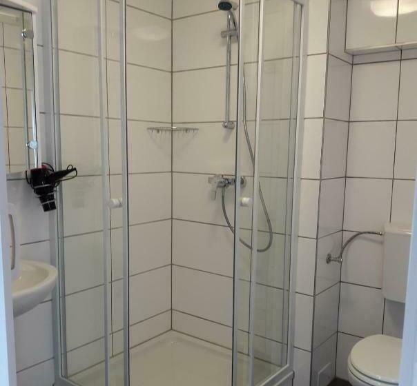 غرفة قياسية مزوَّدة بشُرفة, Gästehaus Lutschounig