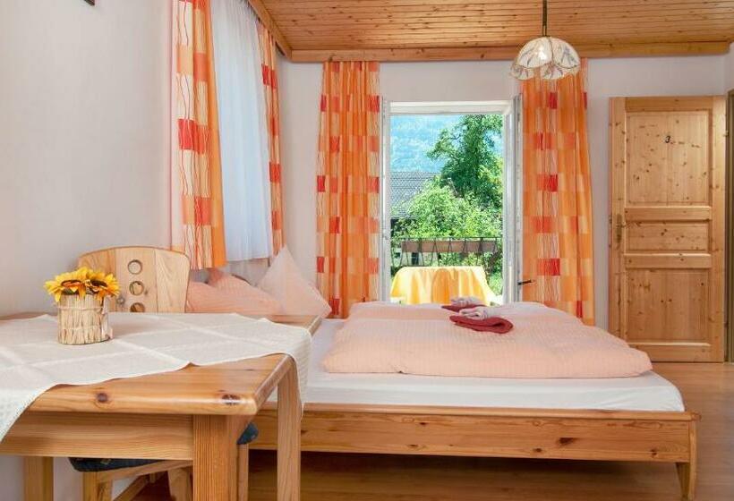 غرفة قياسية مزوَّدة بشُرفة, Gästehaus Lutschounig