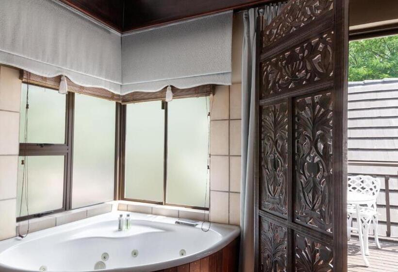 Люкс, Innjoy Boutique