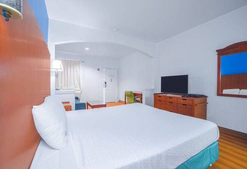 اتاق لوکس, Island Inn