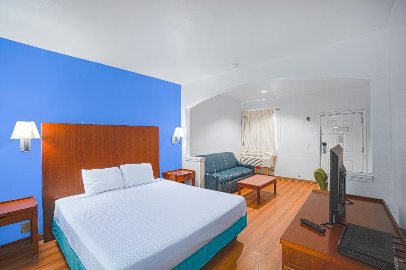 اتاق لوکس, Island Inn