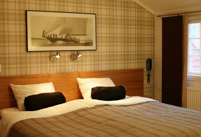 סוויטה, L Uddewalla