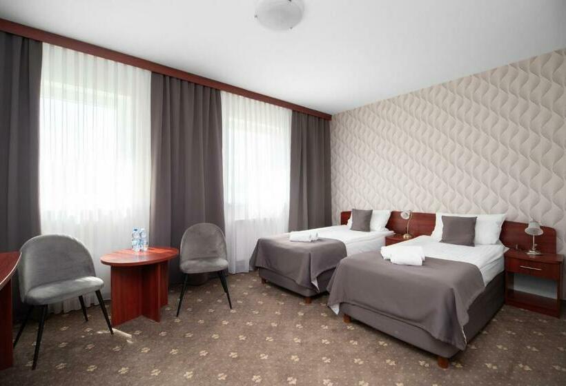 اتاق استاندارد, Maraton