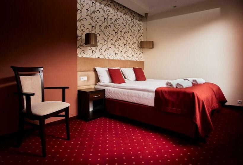 اتاق استاندارد, Maraton