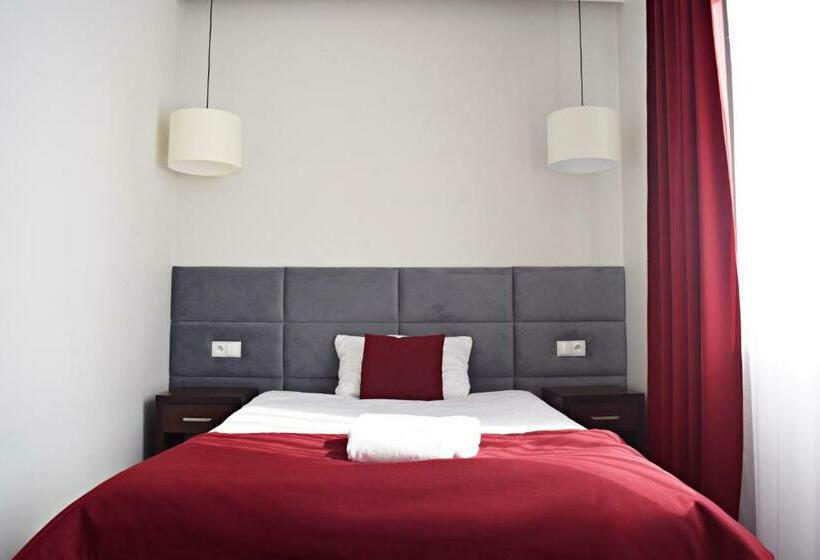 اتاق استاندارد, Maraton